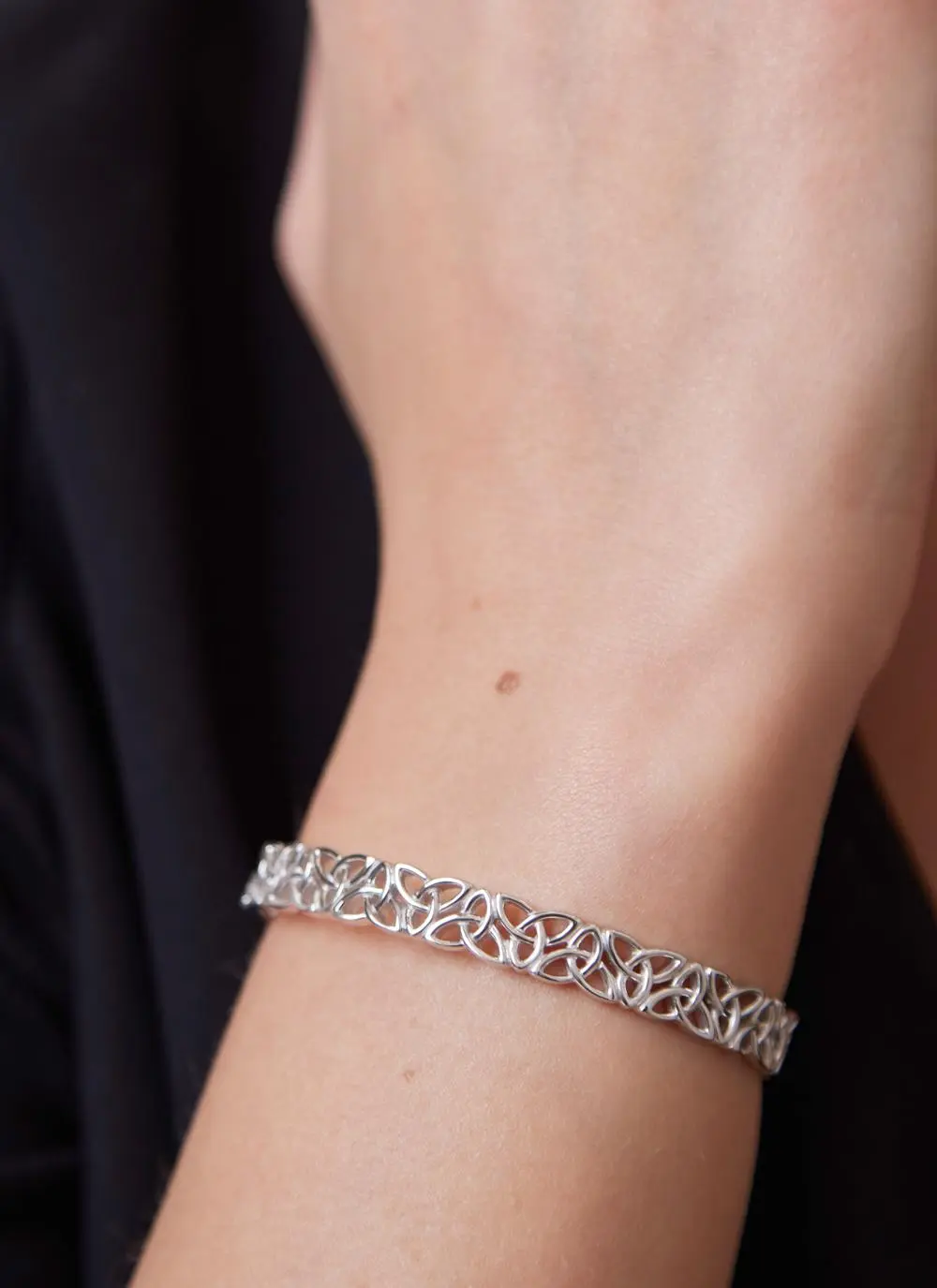 Sterling Silver Trinity Knot Drawstring Bangle